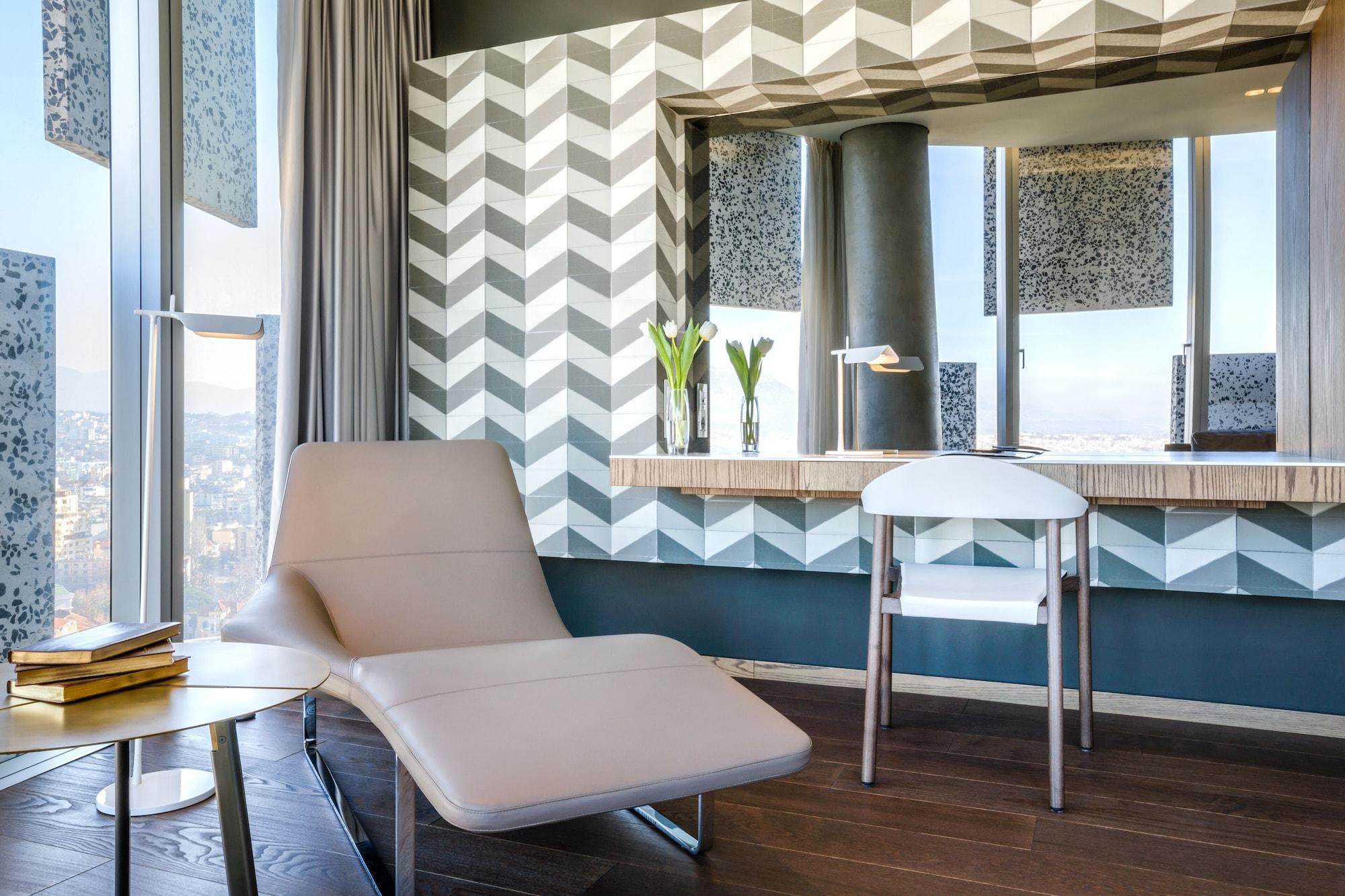 Maritim Hotel Plaza Tirana Esterno foto Interior of a suite at the hotel